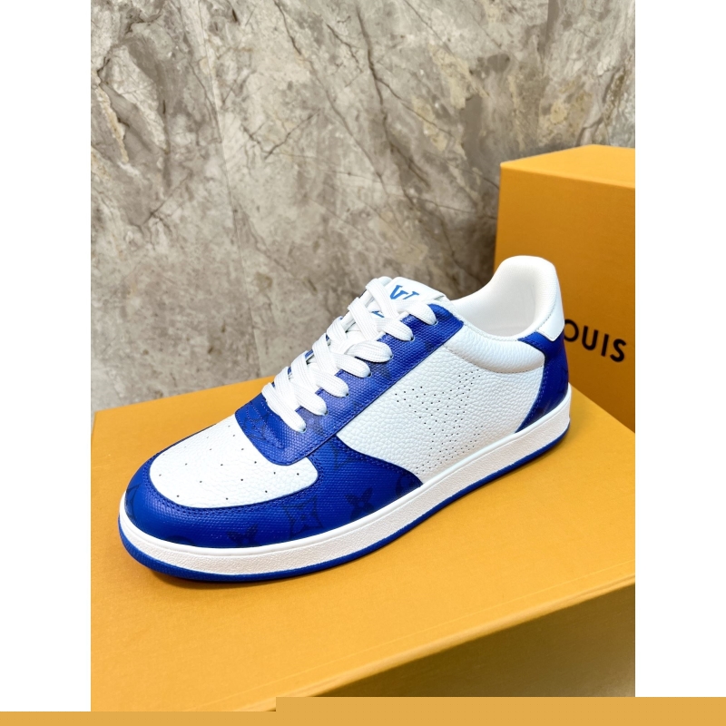 l**is V*t*n sneakers